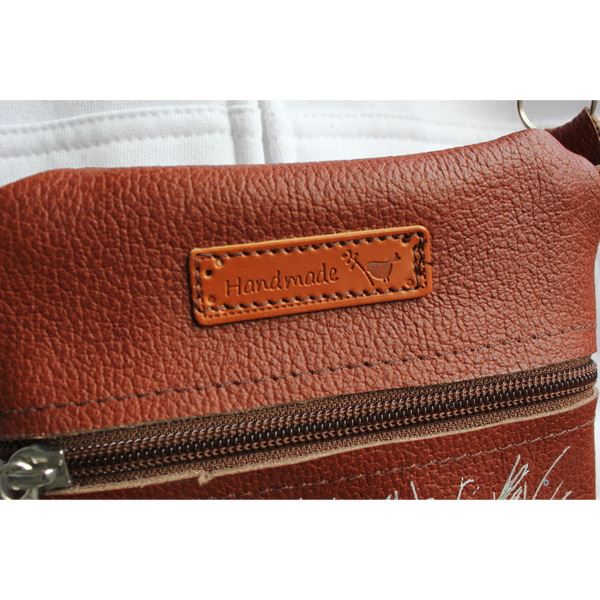 Ihanaiset&reg; Suloinen P&ouml;rr&ouml;kissa Nahkalaukku