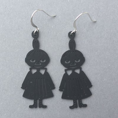 Coruu Reipas Pikku Myy korvakorut, musta