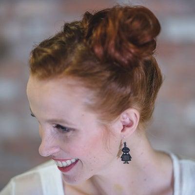 Coruu Reipas Pikku Myy korvakorut, musta