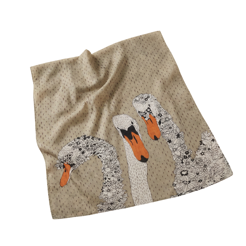 House of Disaster Joutsen-huivi