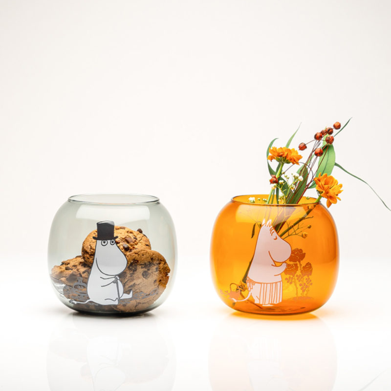 Muumi kynttil&auml;lyhty Muumipappa, harmaa