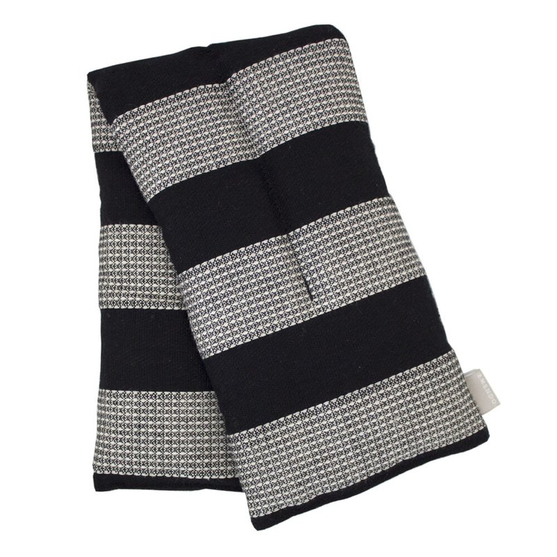 Vehn&auml;tyyny musta vohveli